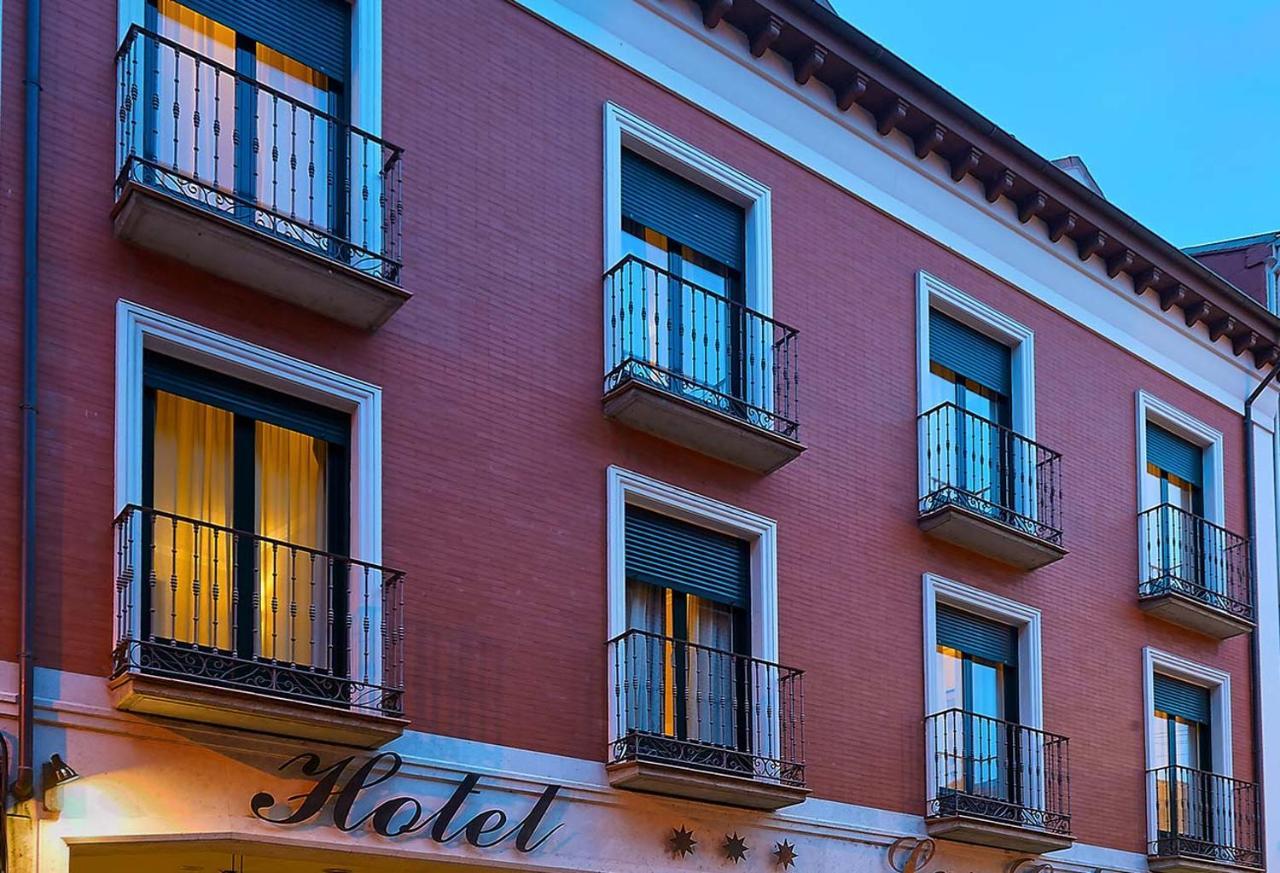 Hotel Las Cabanas Peñaranda de Bracamonte Exteriör bild