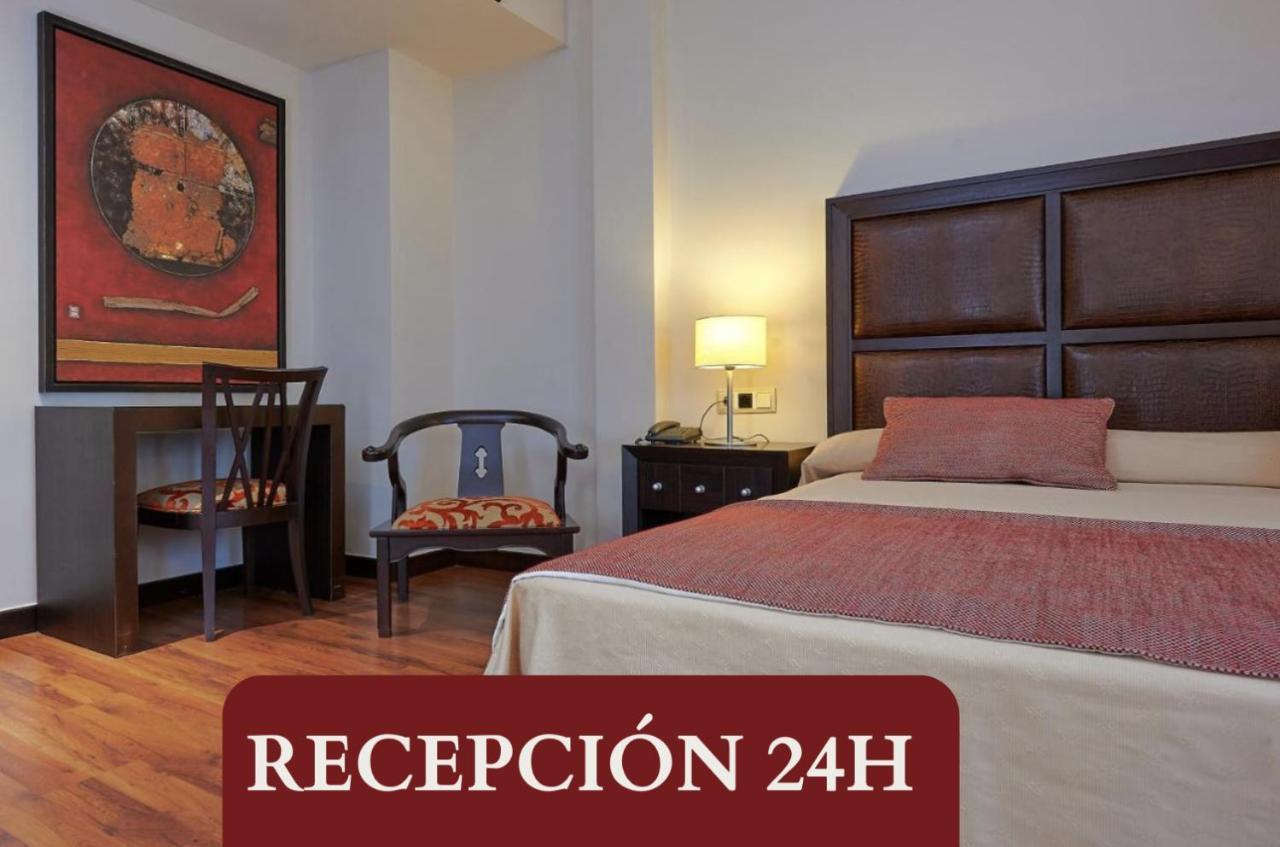 Hotel Las Cabanas Peñaranda de Bracamonte Exteriör bild