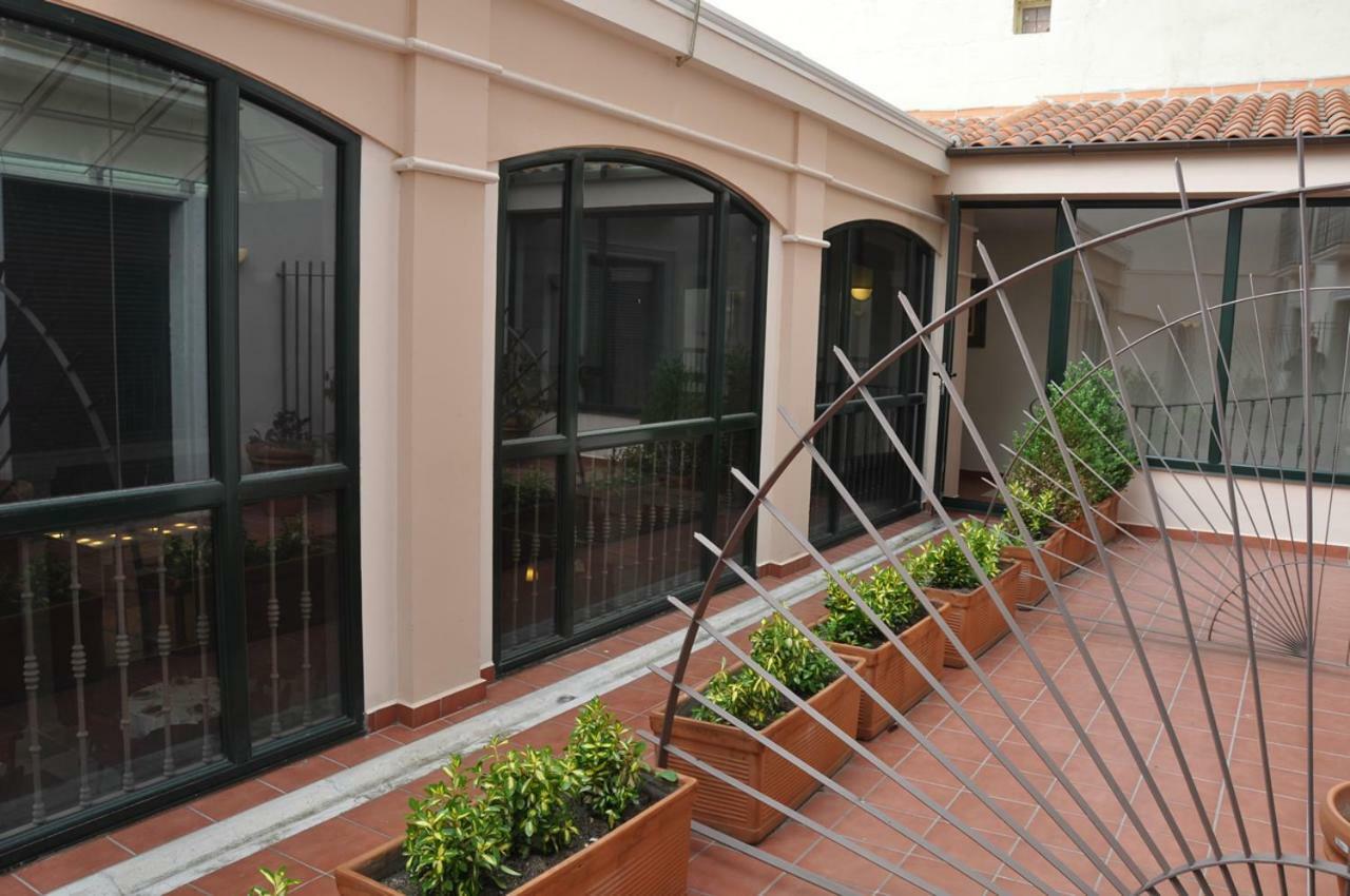 Hotel Las Cabanas Peñaranda de Bracamonte Exteriör bild